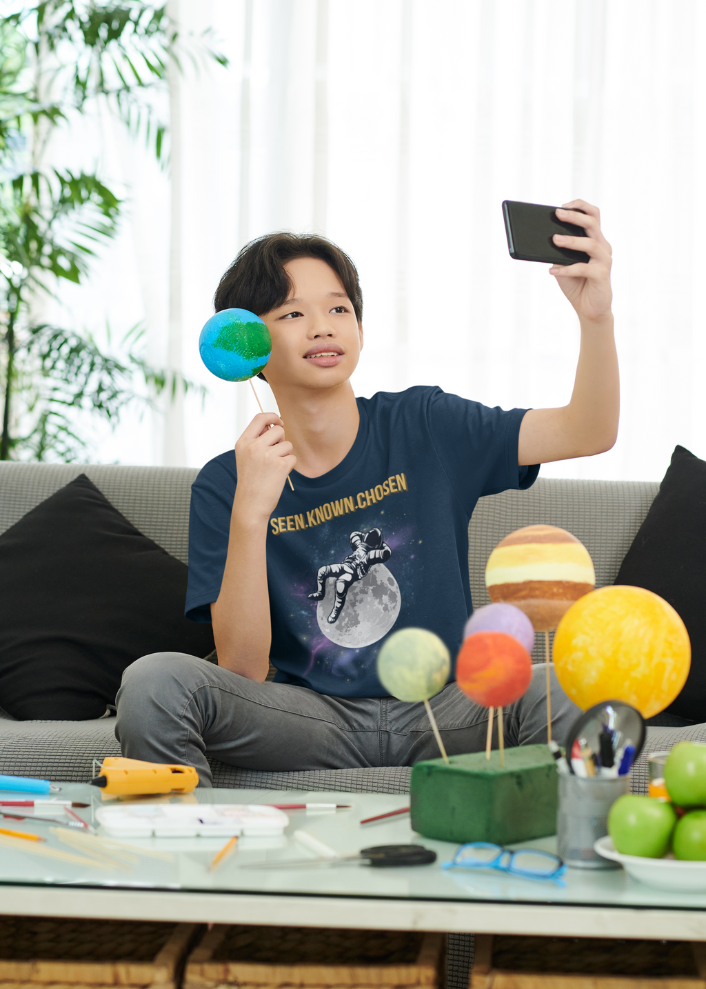Seen Known Chosen Youth T-Shirt – Galaxy Graphic Tee